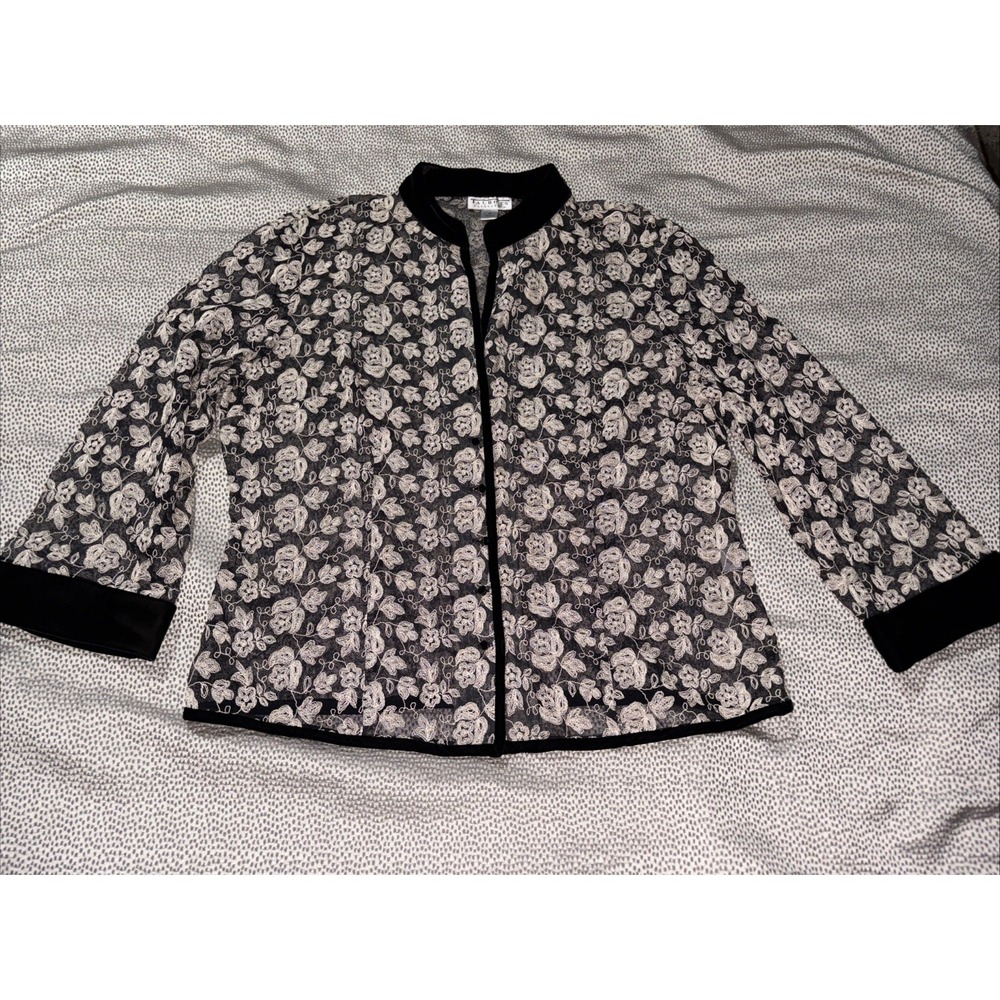 Vintage Talbots Women's Black Ivory Embroidered Shirt Jacket Velvet Trim Size 16